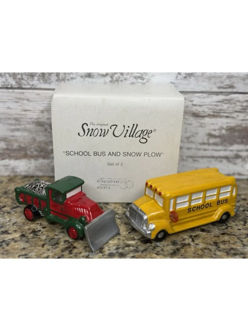 Dept 56 Snow Village School Bus And Snow Plow Set Of 2 #5137-3